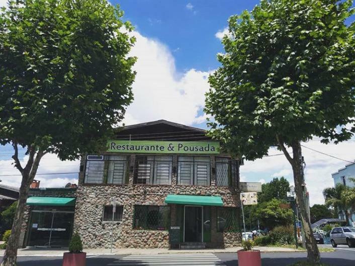 Готель Casa De Pedra Mineira Канела Екстер'єр фото